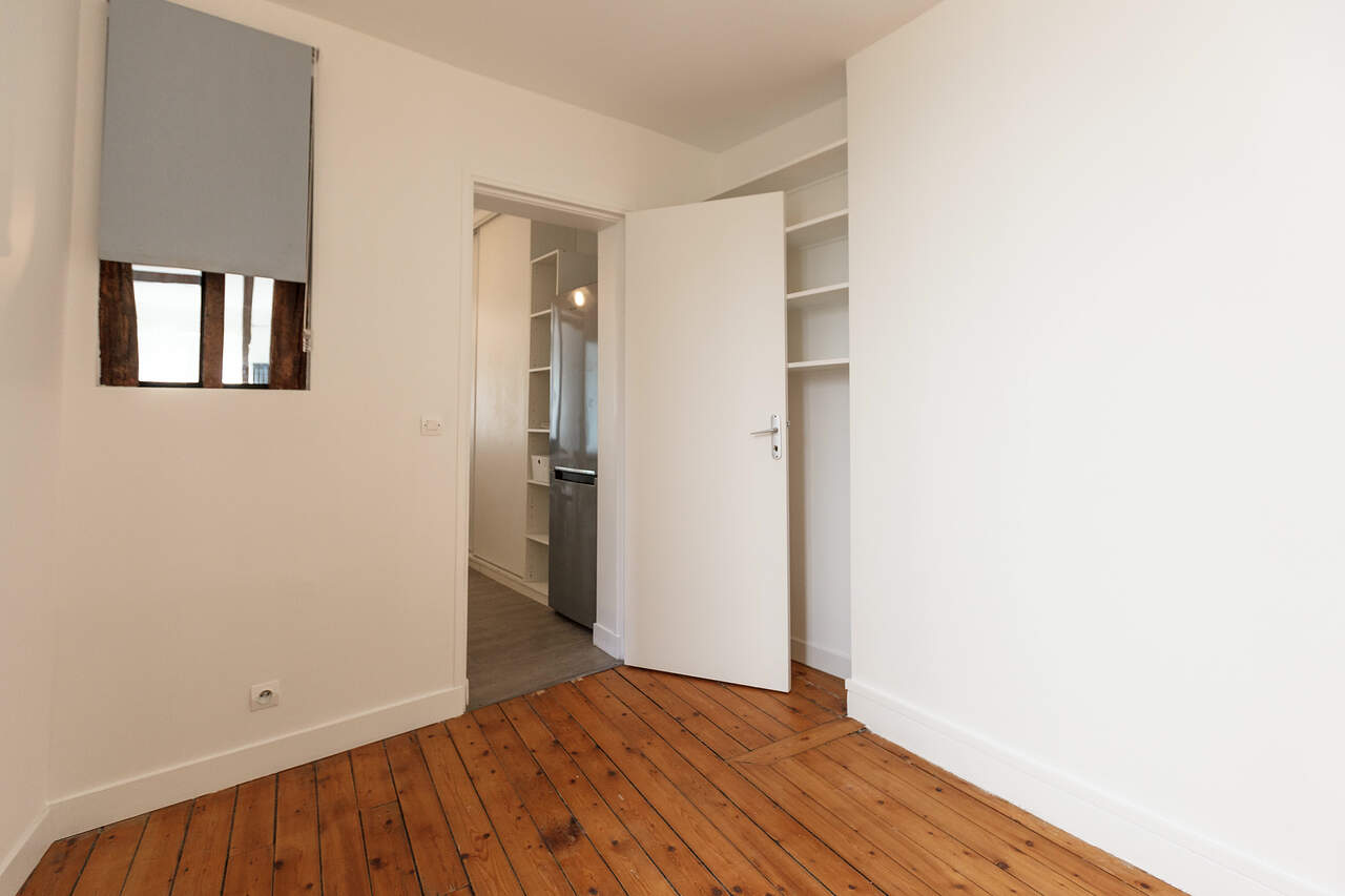 The 2nd bedroom