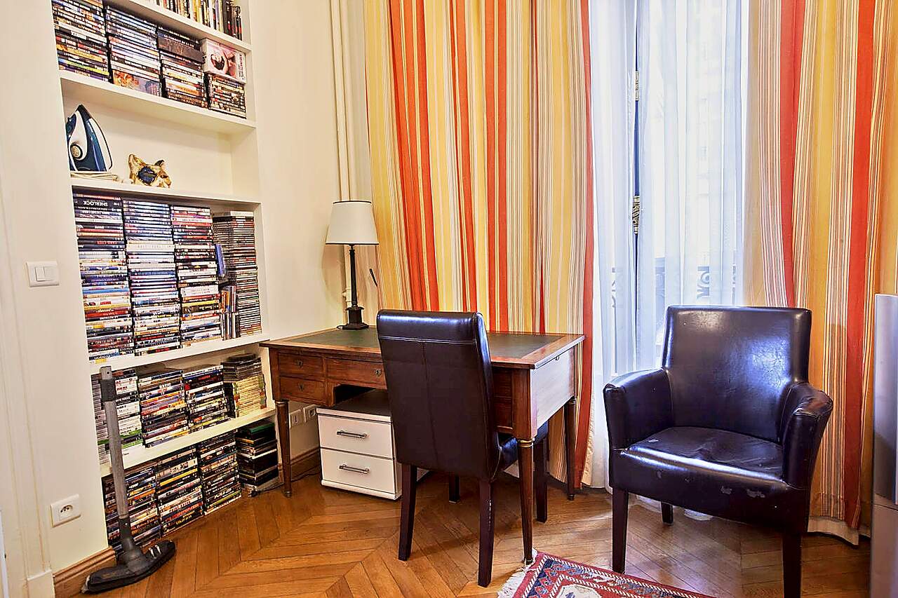 Office/guest room 