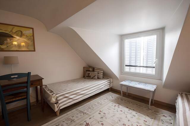 The 2nd bedroom